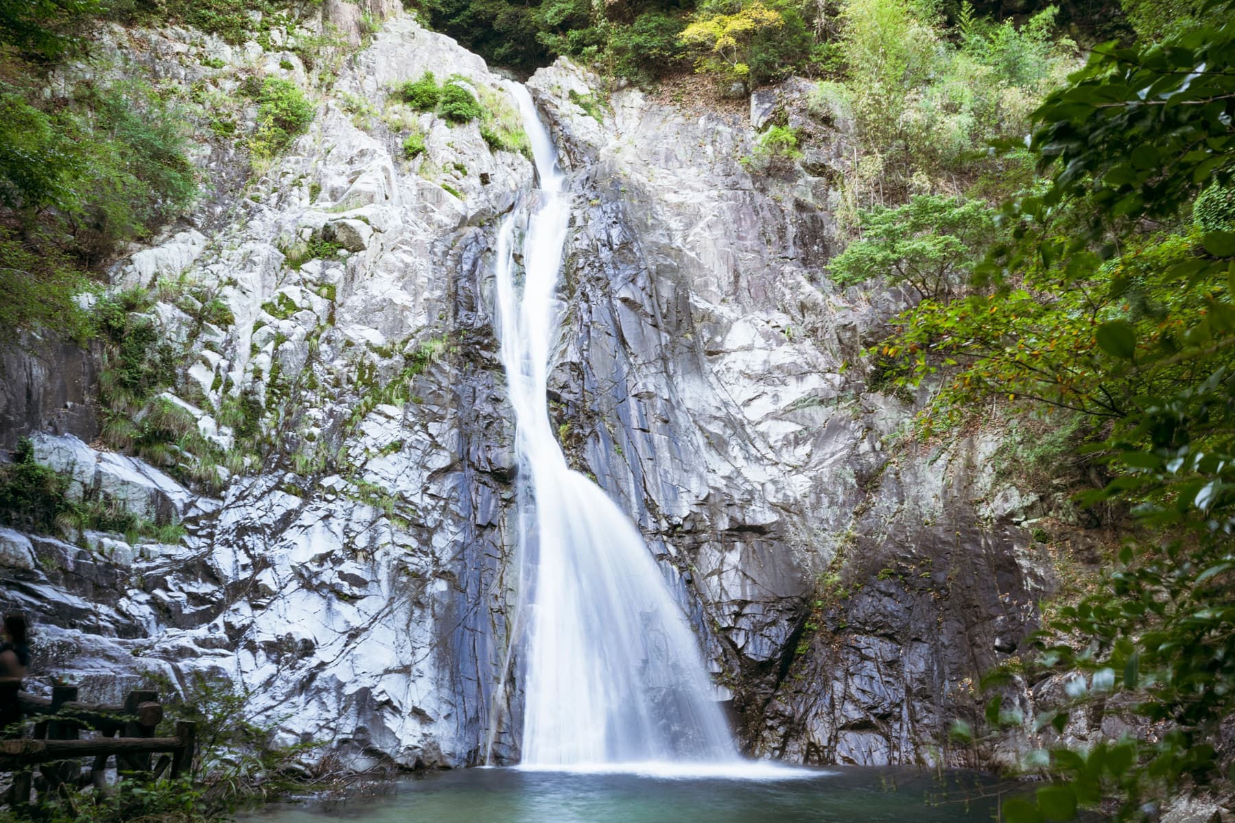 雄滝